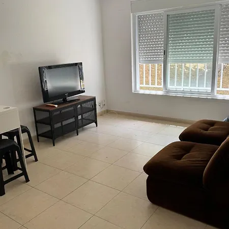 Near Airport Apartman Lisboa